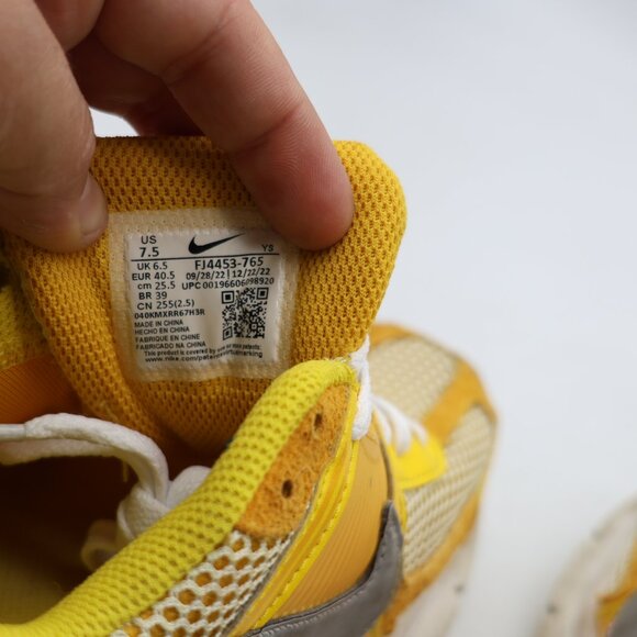 Nike Zoom Vomero 5 Men's Sz 7.5 Yellow Ochre Casual Athletic Sneakers FJ4453-765 - Picture 3 of 11